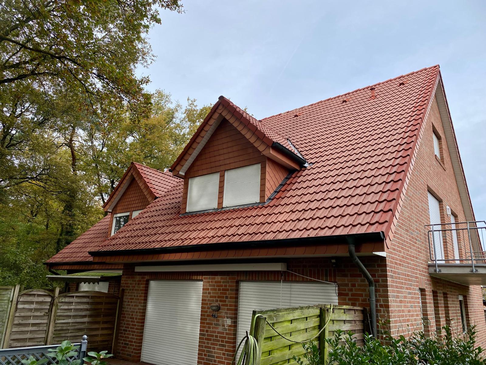 Dachreinigung Wietmarschen Nachher: Sauberes Dach.